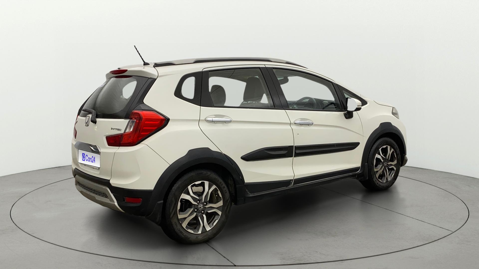 View 2018 Honda WR-V S MT Diesel Edge Edition Image 44 Used 2018 Honda WR-V S MT Diesel Edge Edition Image 44