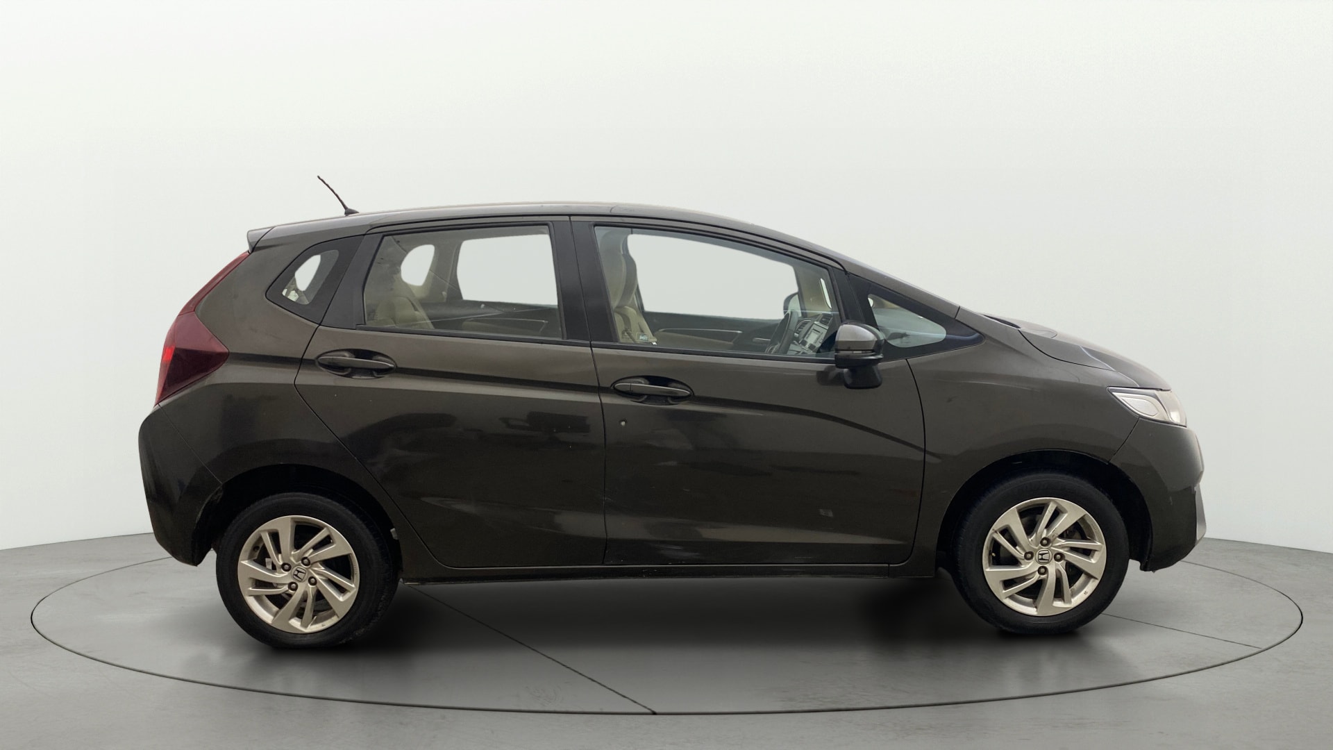 View 2017 Honda Jazz E MT Diesel Image 8 Used 2017 Honda Jazz E MT Diesel Image 8