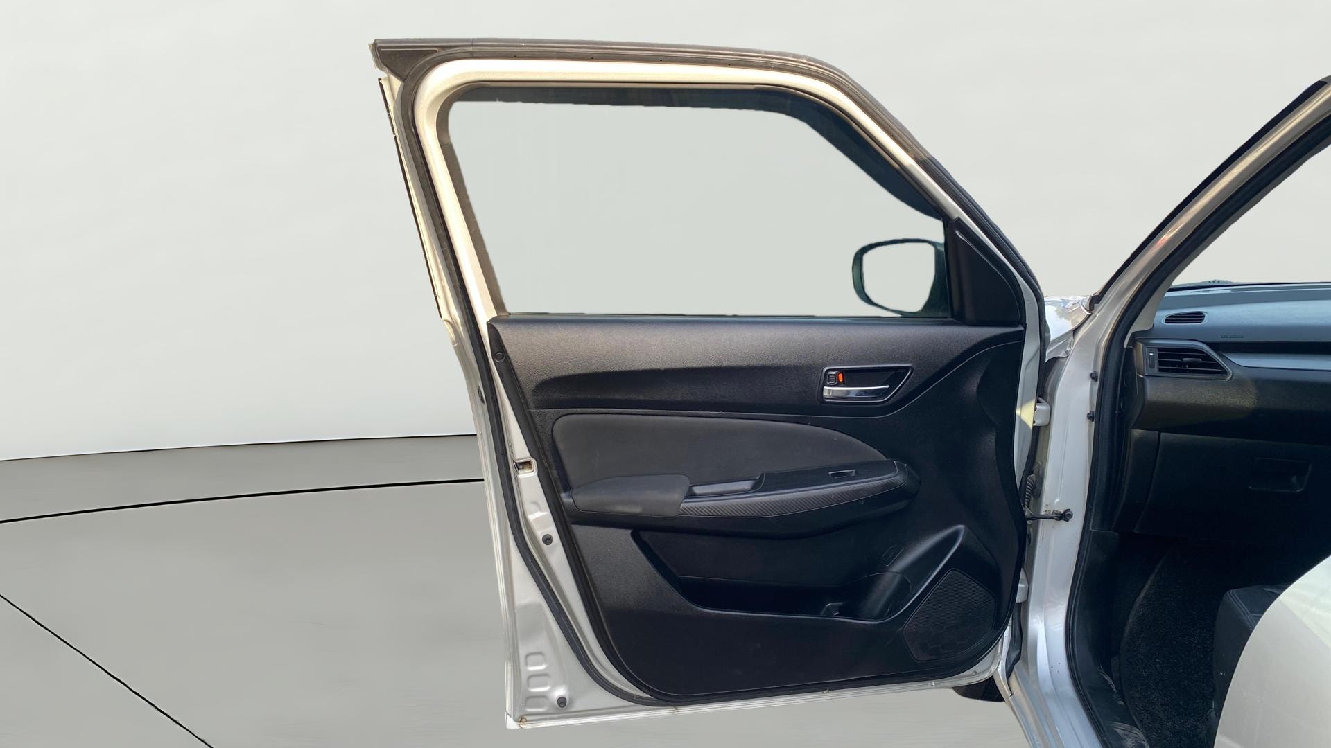 View 2020 Maruti Suzuki 1000 Base Variant Image 30 Used 2020 Maruti Suzuki 1000 Base Variant Image 30