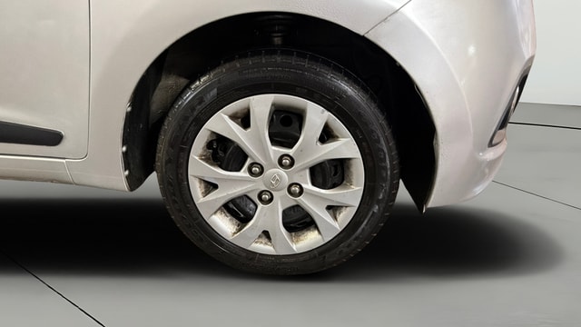 View Hyundai Grand i10 Image 39 Used Hyundai Grand i10 Image 39