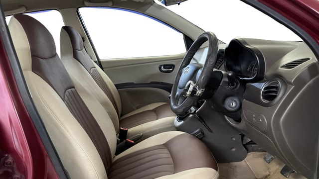 View Hyundai Grand i10 Image 17 Used Hyundai Grand i10 Image 17