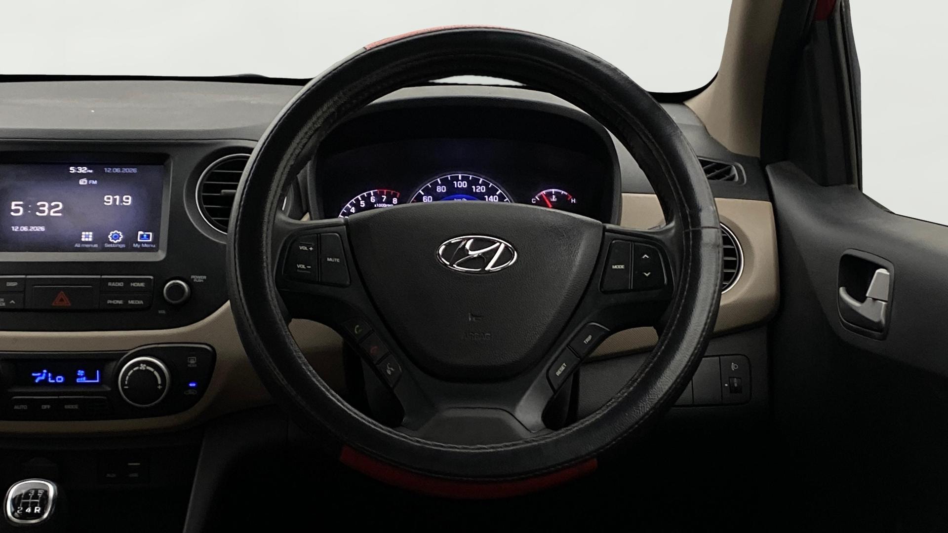 View 2018 Hyundai Grand i10 1.2 Asta Petrol Image 20 Used 2018 Hyundai Grand i10 1.2 Asta Petrol Image 20