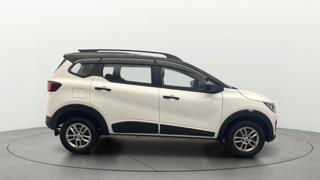View Renault Triber Image 8 Used Renault Triber Image 8