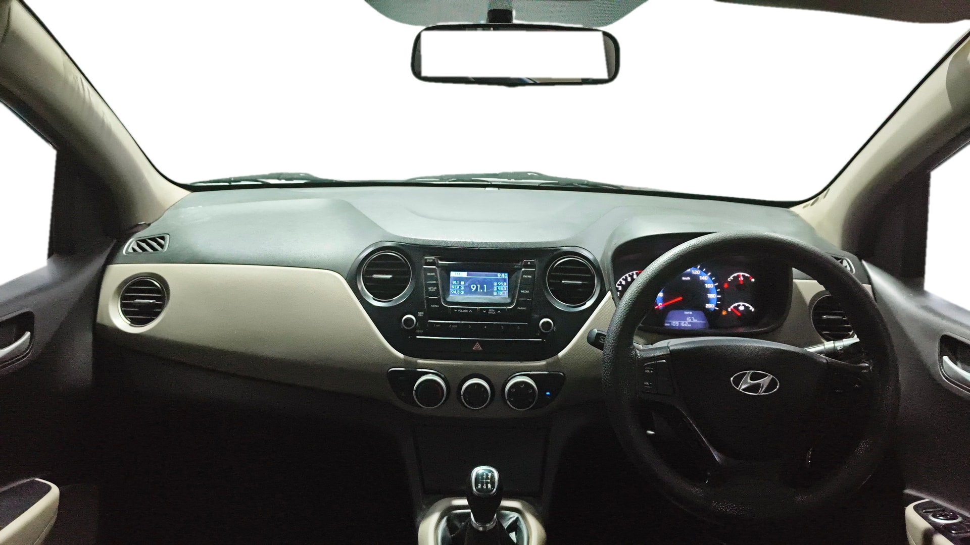 View 2015 Hyundai Xcent S Petrol Image 15 Used 2015 Hyundai Xcent S Petrol Image 15