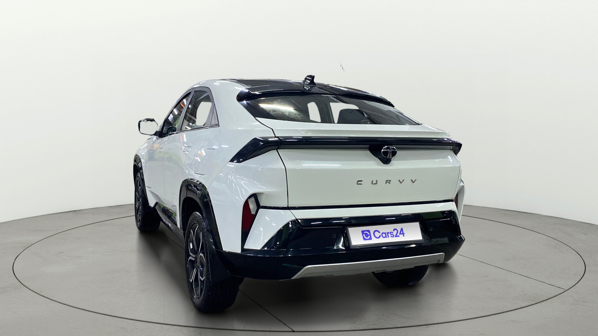 View 2024 Tata Curvv Smart 1.2 Revotron Petrol 6MT Image 2 Used 2024 Tata Curvv Smart 1.2 Revotron Petrol 6MT Image 2