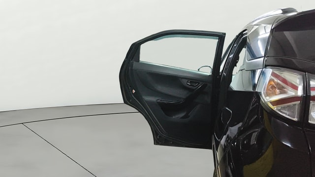View Tata Nexon Image 15 Used Tata Nexon Image 15