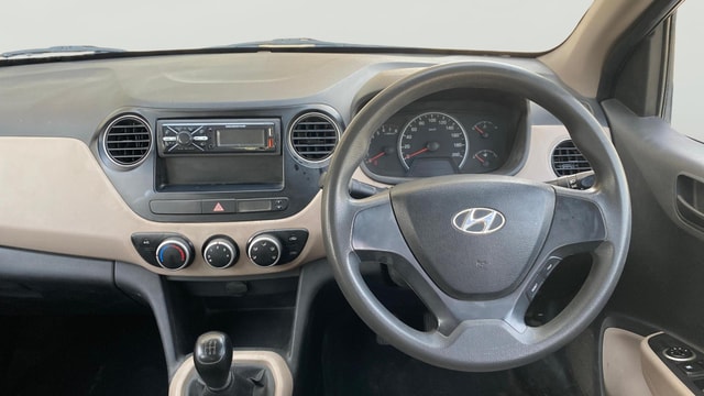 View Hyundai Grand i10 Image 21 Used Hyundai Grand i10 Image 21