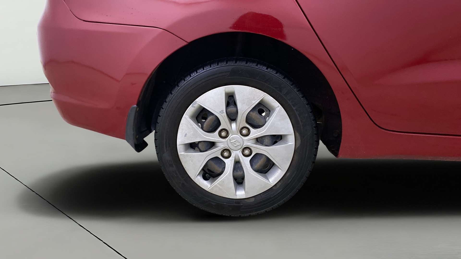 View 2016 Hyundai Xcent Base Petrol Image 23 Used 2016 Hyundai Xcent Base Petrol Image 23