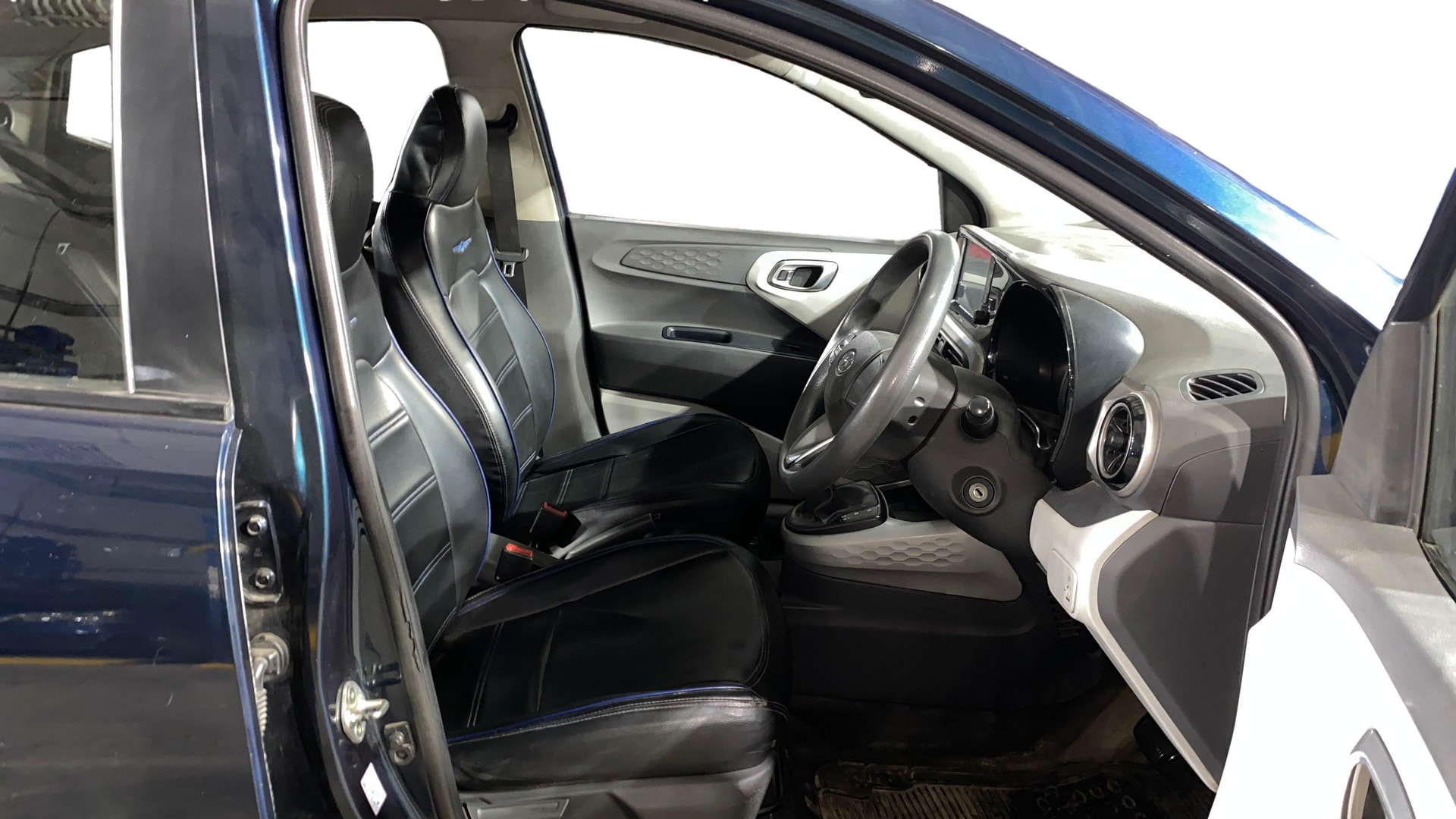 View 2021 Hyundai Grand i10 Nios Sportz Petrol AMT Image 26 Used 2021 Hyundai Grand i10 Nios Sportz Petrol AMT Image 26