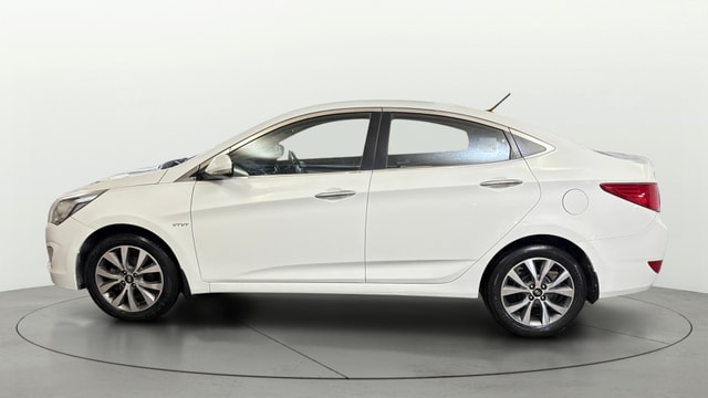 View Hyundai Fluidic Verna Image 5 Used Hyundai Fluidic Verna Image 5