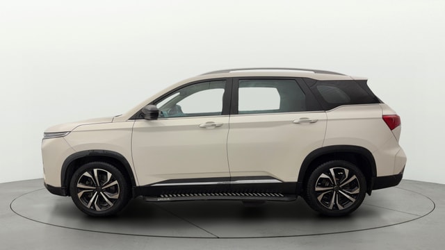 View MG Hector Plus Image 28 Used MG Hector Plus Image 28
