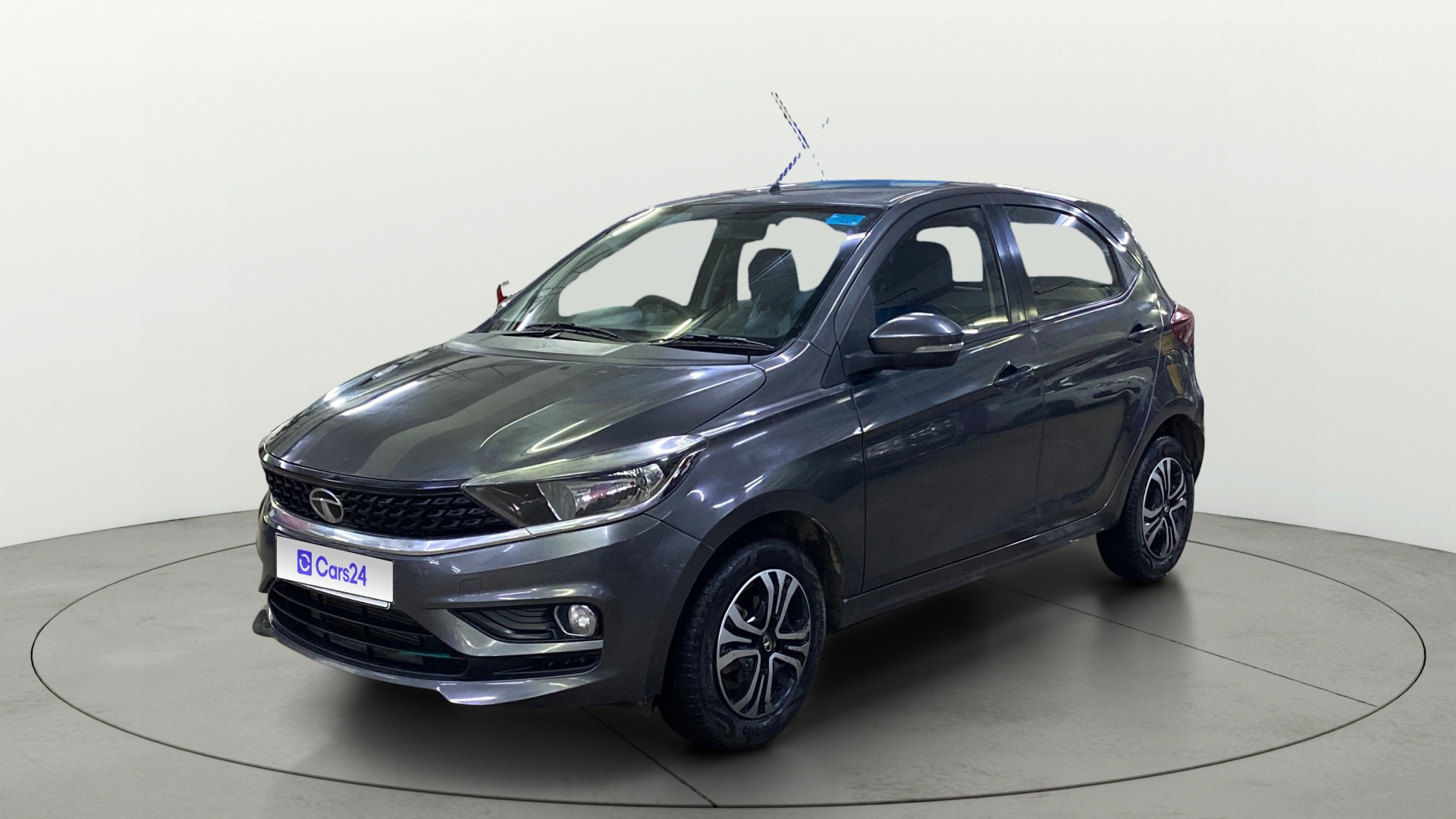 View 2021 Tata Tiago Revotorq XB Image 34 Used 2021 Tata Tiago Revotorq XB Image 34
