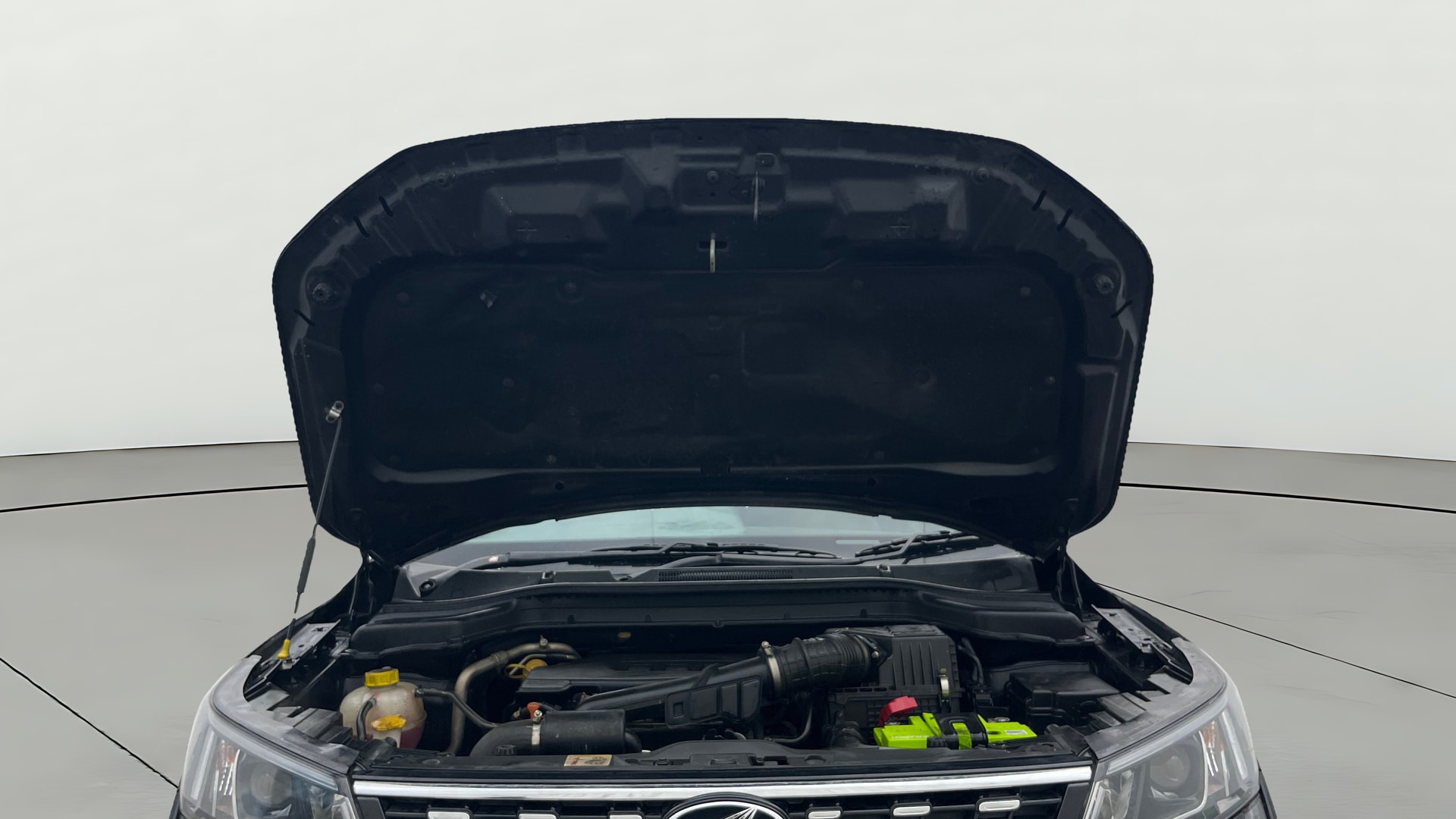 Used 2019 Mahindra XUV300 Used 2019 Mahindra XUV300