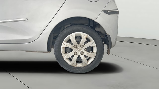 View Hyundai EON Image 11 Used Hyundai EON Image 11