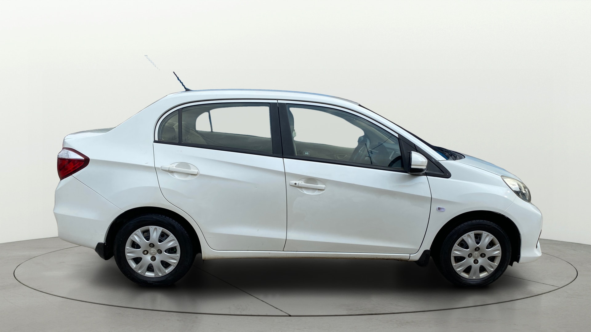 View 2017 Honda Amaze E MT Petrol BS IV Image 8 Used 2017 Honda Amaze E MT Petrol BS IV Image 8