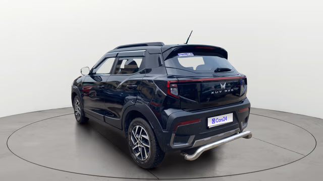 View Mahindra XUV 3XO Image 2 Used Mahindra XUV 3XO Image 2