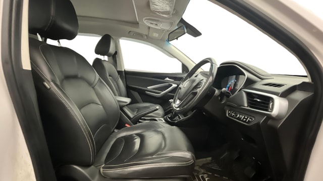 View MG Hector Image 28 Used MG Hector Image 28