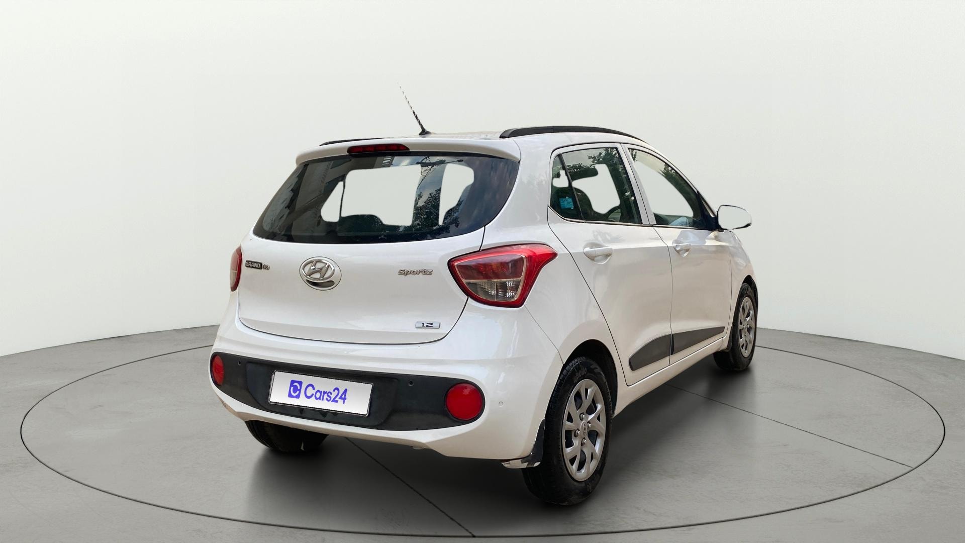 View 2017 Hyundai Grand i10 1.2 Sportz(O) Petrol Image 42 Used 2017 Hyundai Grand i10 1.2 Sportz(O) Petrol Image 42