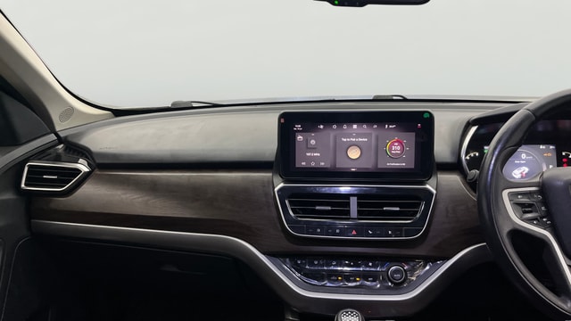 View Tata Harrier Image 18 Used Tata Harrier Image 18