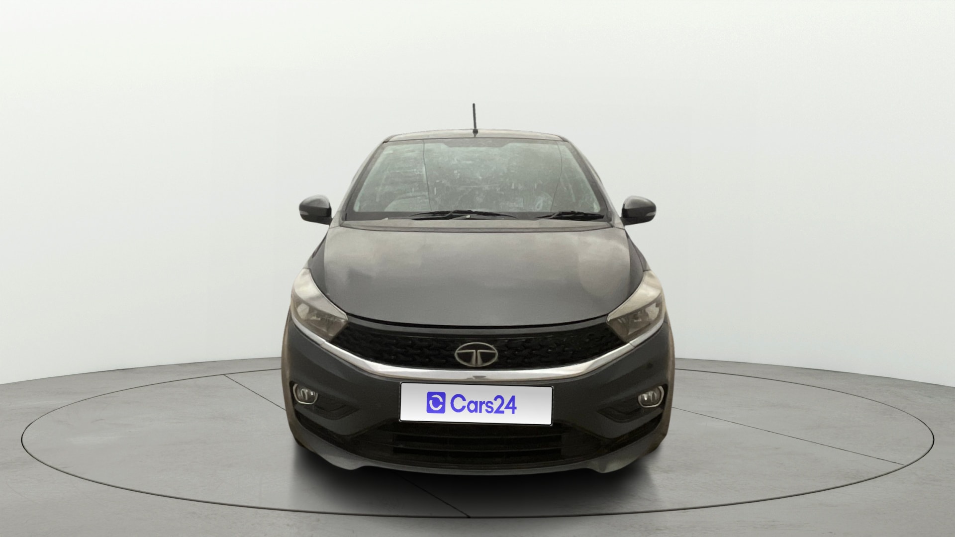 View 2021 Tata Tiago Revotorq XB Image 1 Used 2021 Tata Tiago Revotorq XB Image 1