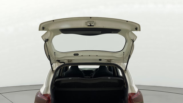 View Hyundai Grand i10 Image 16 Used Hyundai Grand i10 Image 16
