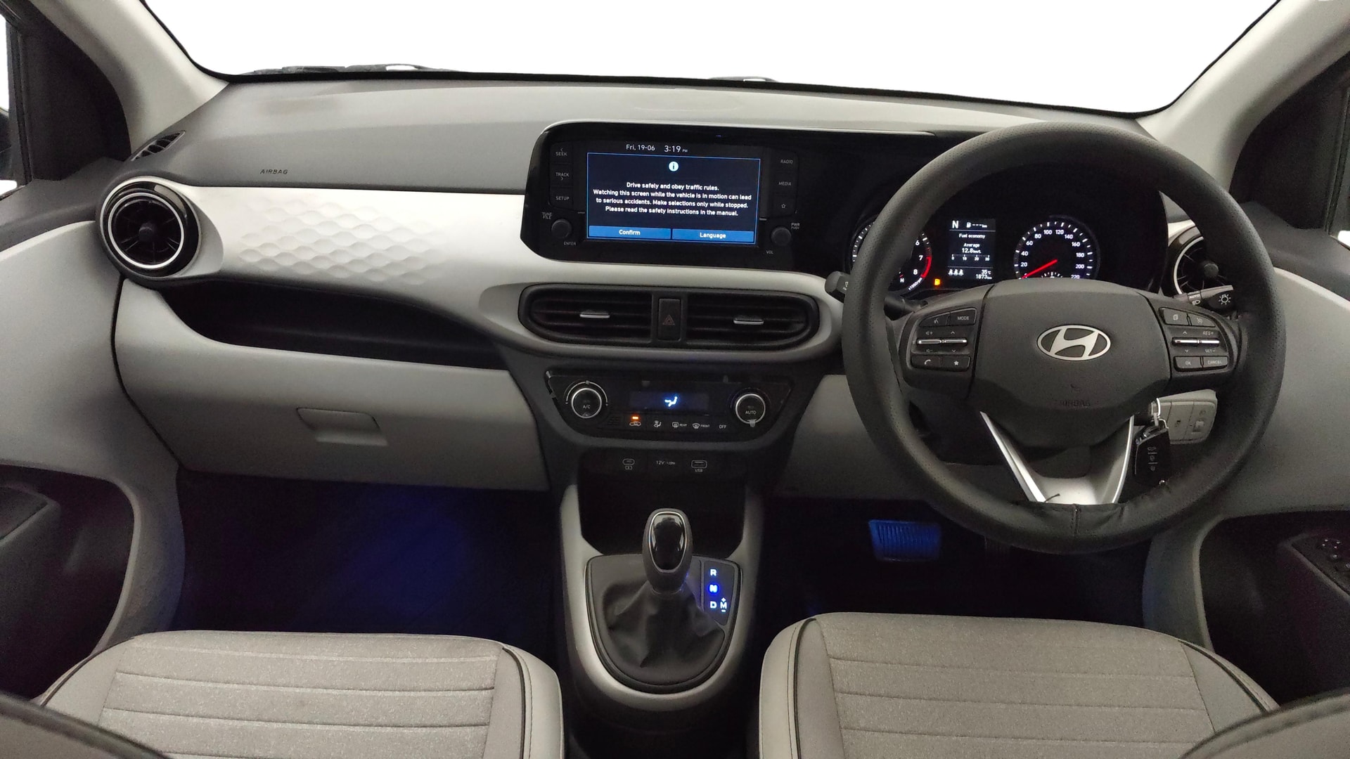 View 2024 Hyundai Grand i10 Nios Sportz Petrol AMT Image 16 Used 2024 Hyundai Grand i10 Nios Sportz Petrol AMT Image 16