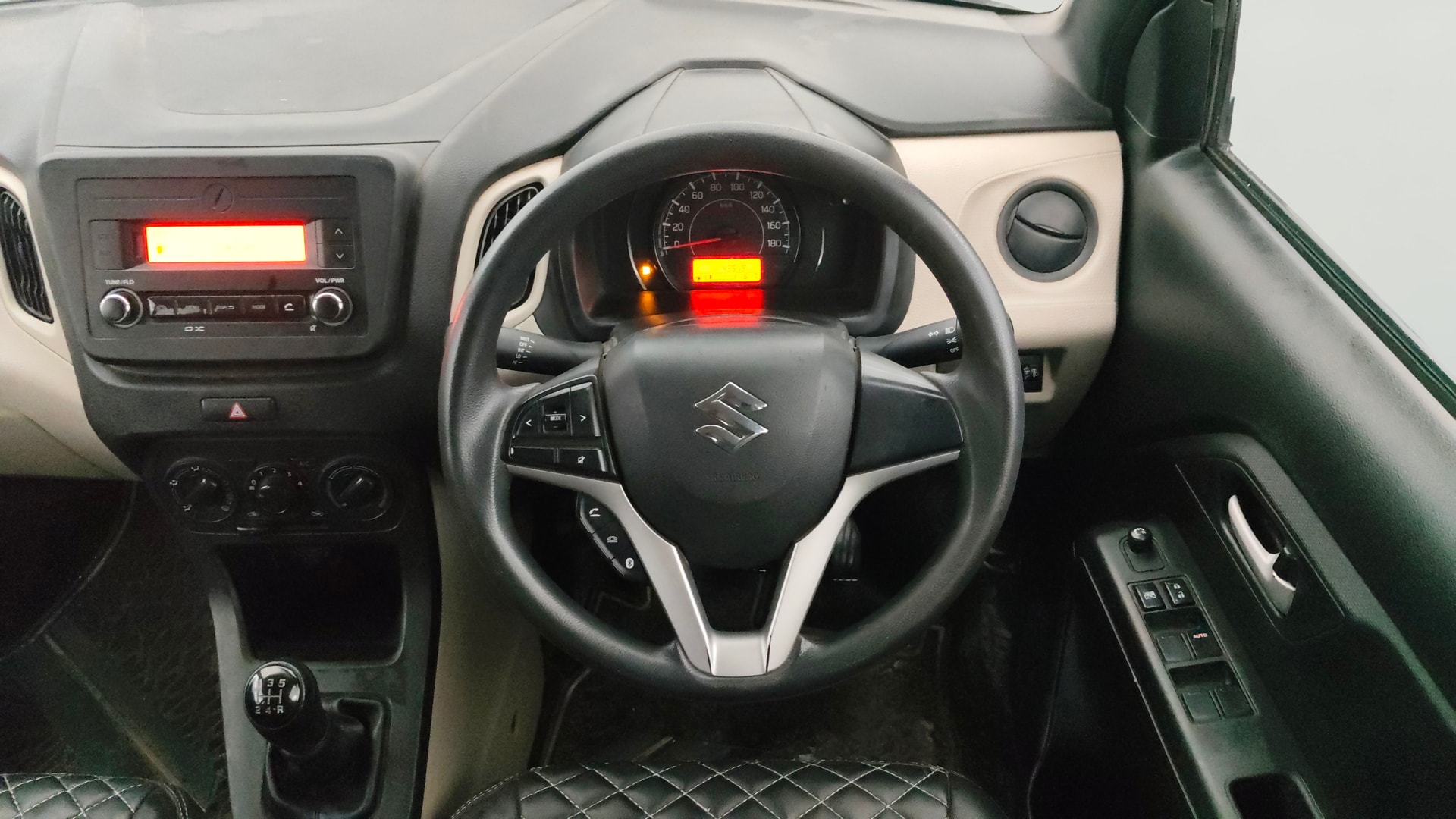 View 2021 Maruti Suzuki 1000 Base Variant Image 20 Used 2021 Maruti Suzuki 1000 Base Variant Image 20