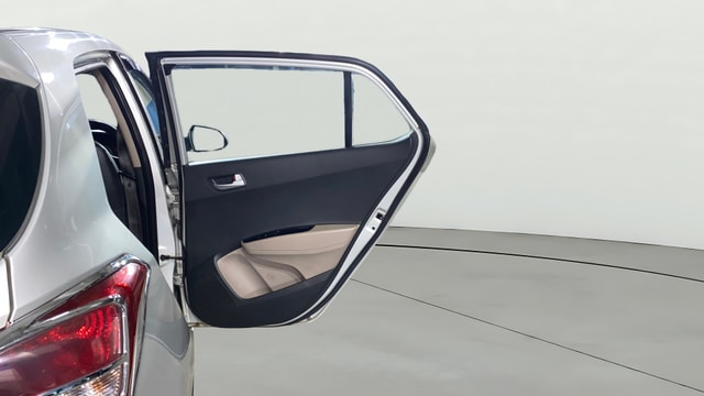 View Hyundai Grand i10 Image 7 Used Hyundai Grand i10 Image 7