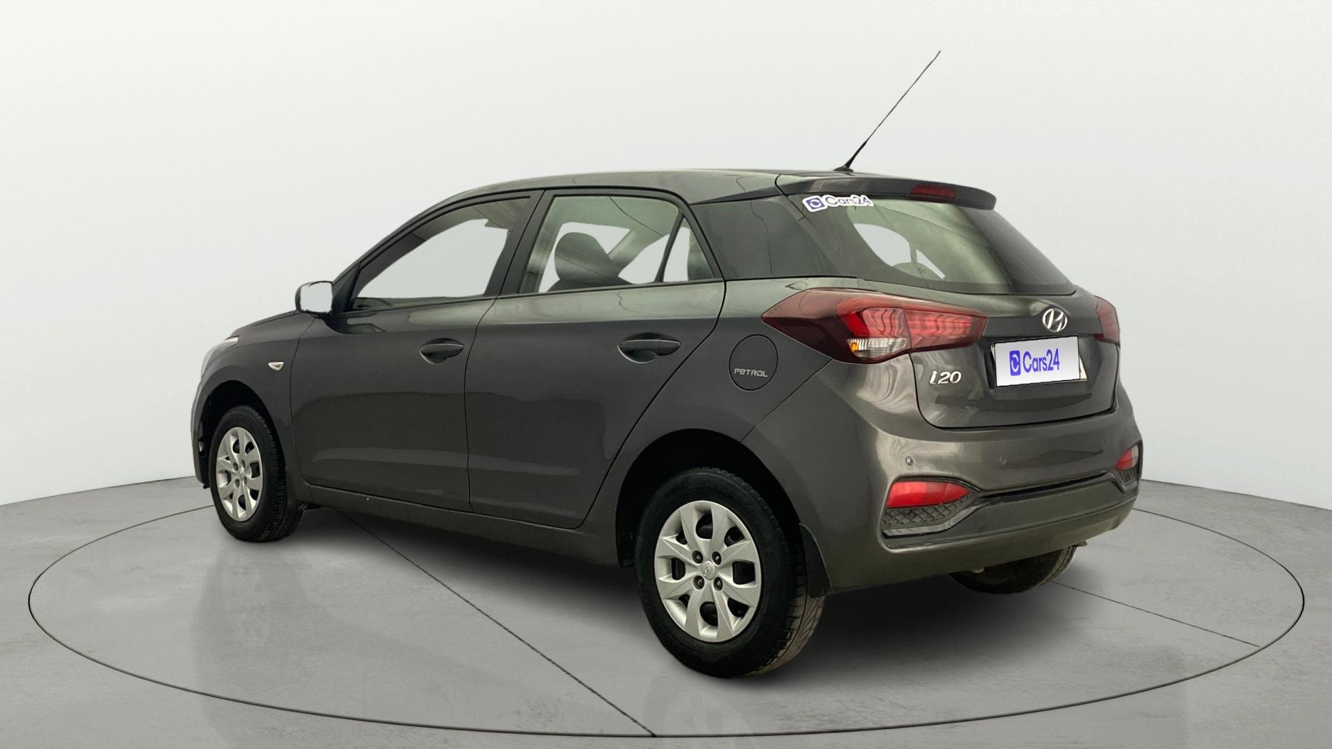 View 2020 Hyundai Elite i20 1.2 Magna Plus Petrol BS IV Image 2 Used 2020 Hyundai Elite i20 1.2 Magna Plus Petrol BS IV Image 2