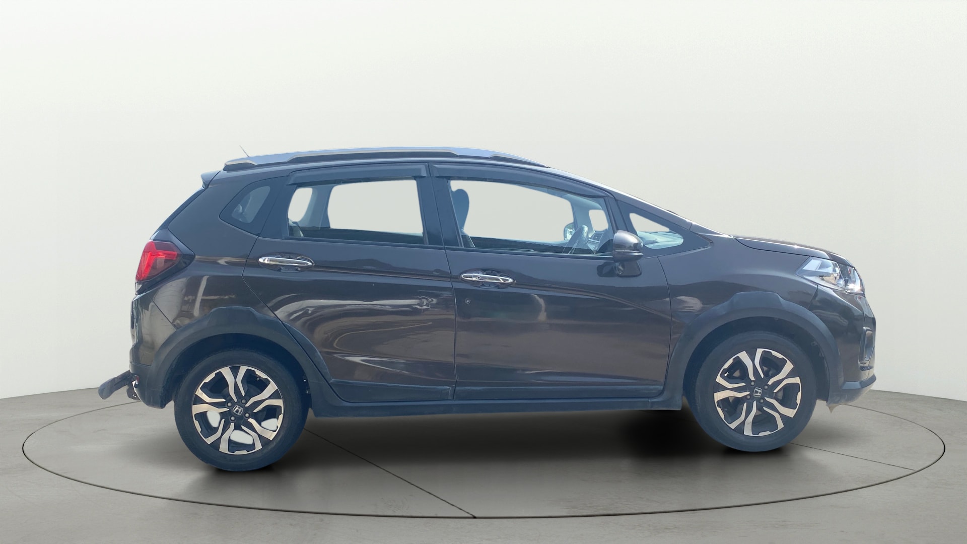 View 2020 Honda WR-V S MT Diesel Edge Edition Image 9 Used 2020 Honda WR-V S MT Diesel Edge Edition Image 9