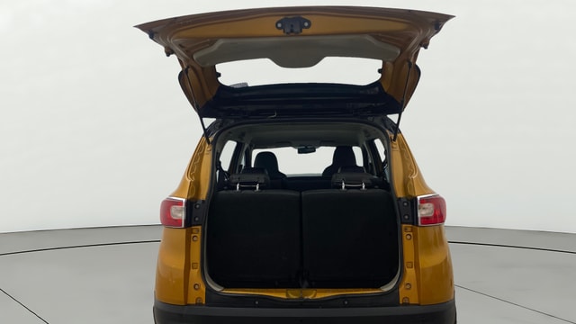 View Renault Triber Image 17 Used Renault Triber Image 17