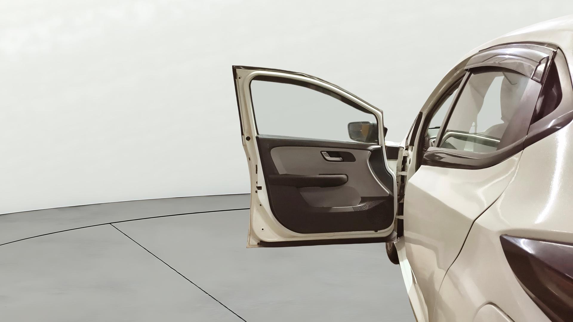 View 2020 Tata Altroz XZ Petrol Image 38 Used 2020 Tata Altroz XZ Petrol Image 38