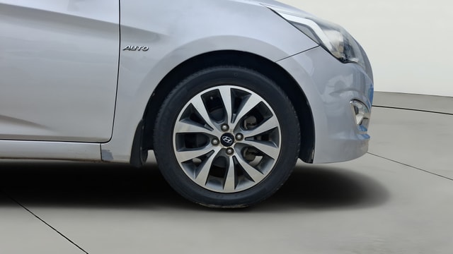 View Hyundai Verna Image 41 Used Hyundai Verna Image 41