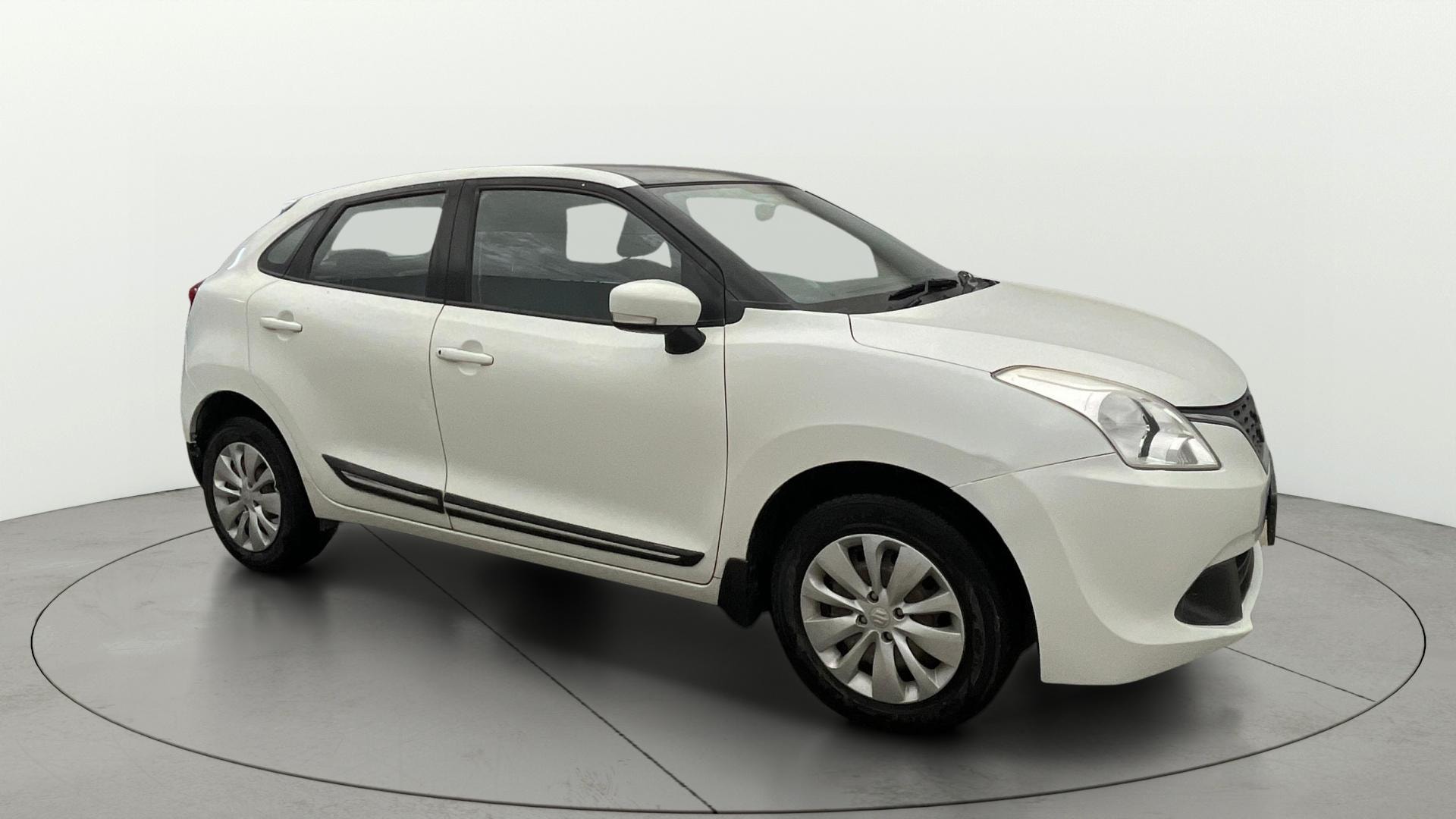 View 2017 Maruti Suzuki 1000 Base Variant Image 21 Used 2017 Maruti Suzuki 1000 Base Variant Image 21