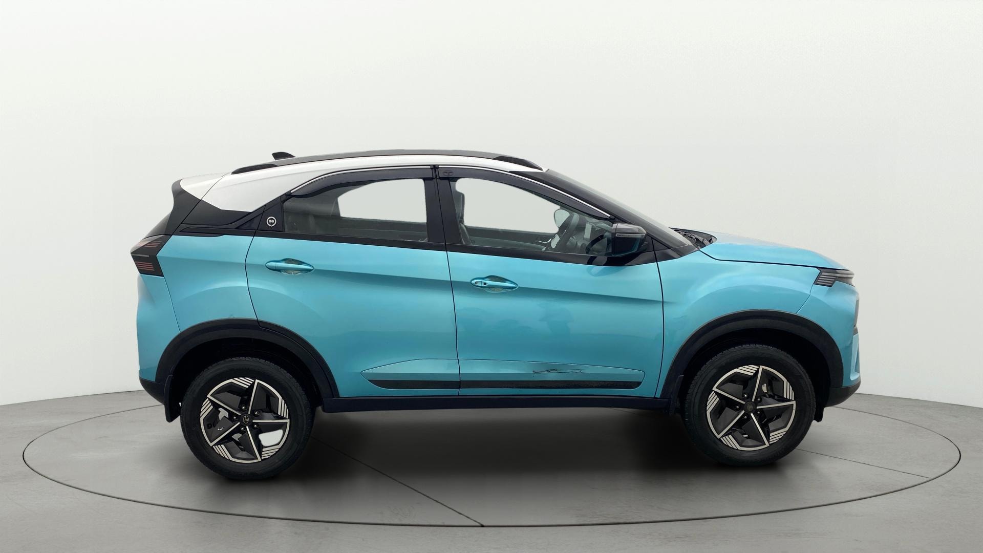 View 2023 Tata Nexon Revotron XE Image 8 Used 2023 Tata Nexon Revotron XE Image 8