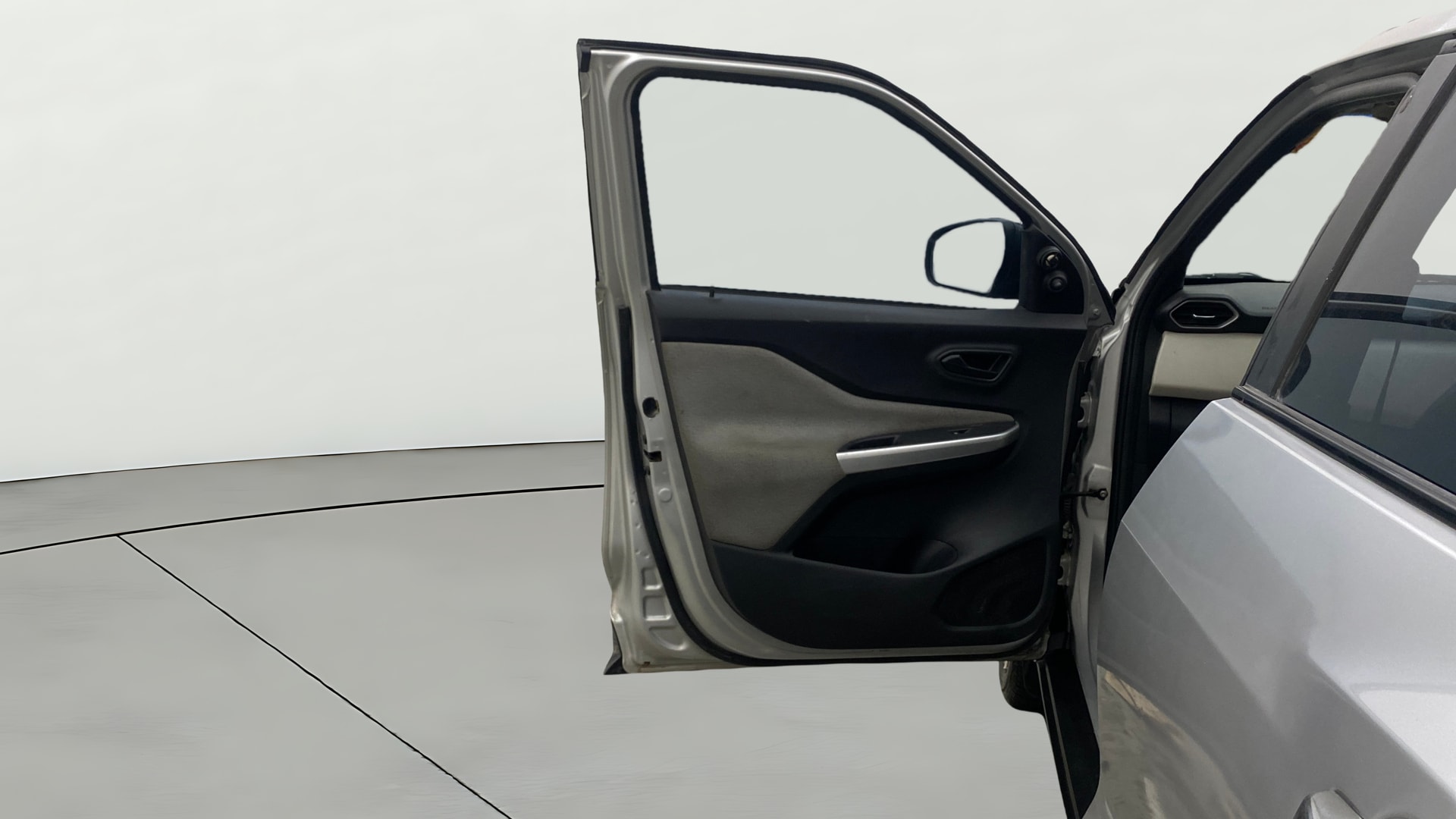 View 2021 Nissan Magnite XE Image 31 Used 2021 Nissan Magnite XE Image 31