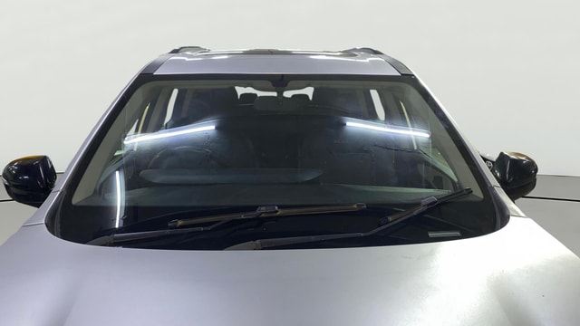 View Mahindra XUV700 Image 31 Used Mahindra XUV700 Image 31