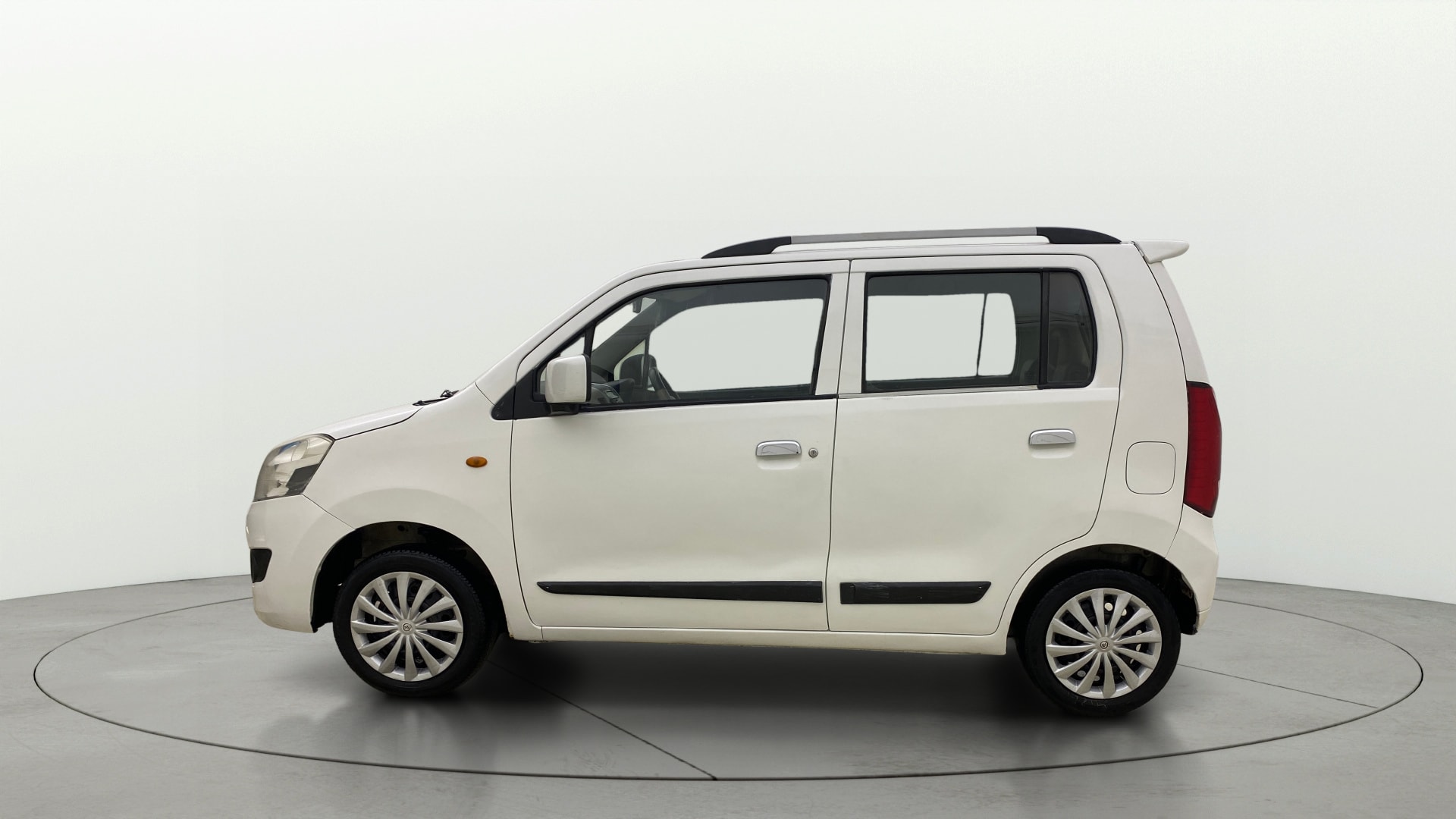 View 2015 Maruti Suzuki 1000 Base Variant Image 5 Used 2015 Maruti Suzuki 1000 Base Variant Image 5