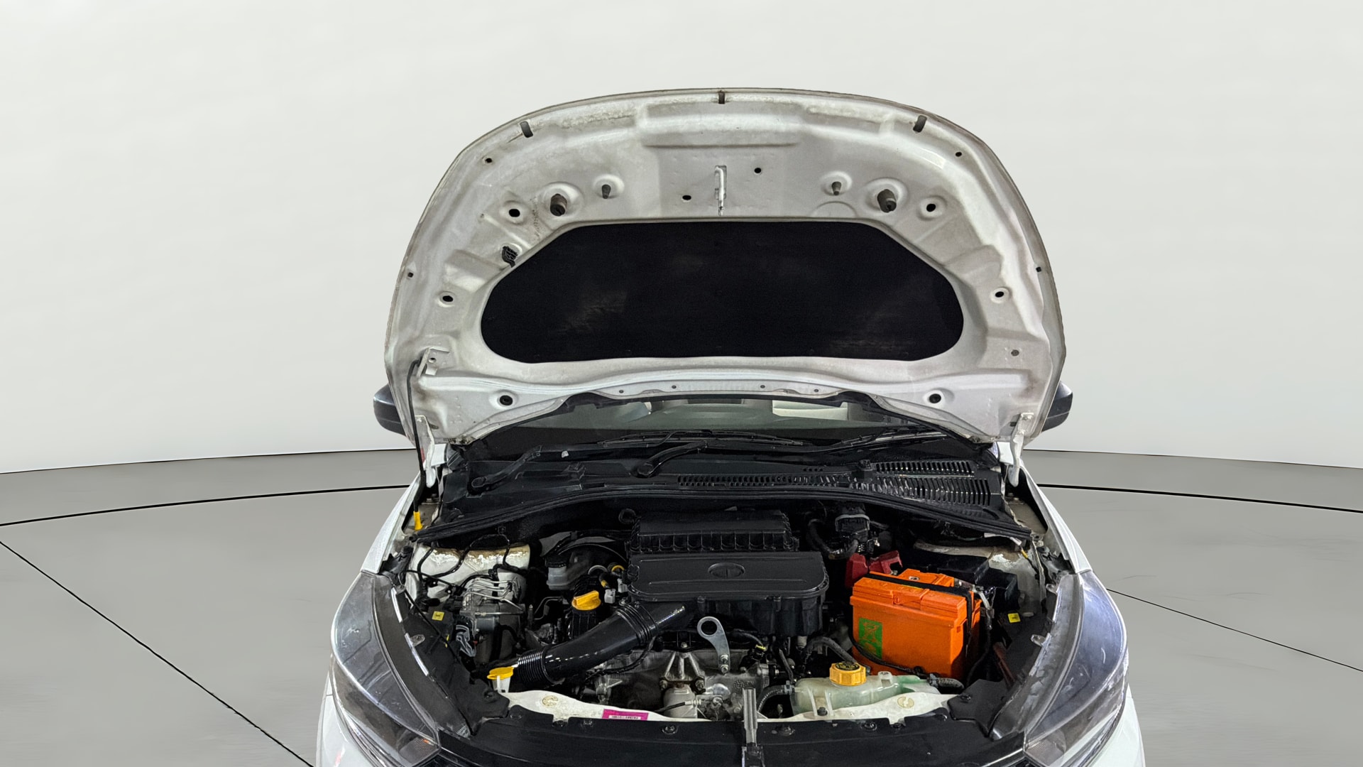 View 2022 Tata Tigor XE Diesel Image 31 Used 2022 Tata Tigor XE Diesel Image 31