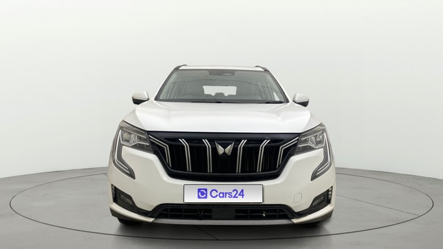 View Mahindra XUV700 Image 1 Used Mahindra XUV700 Image 1