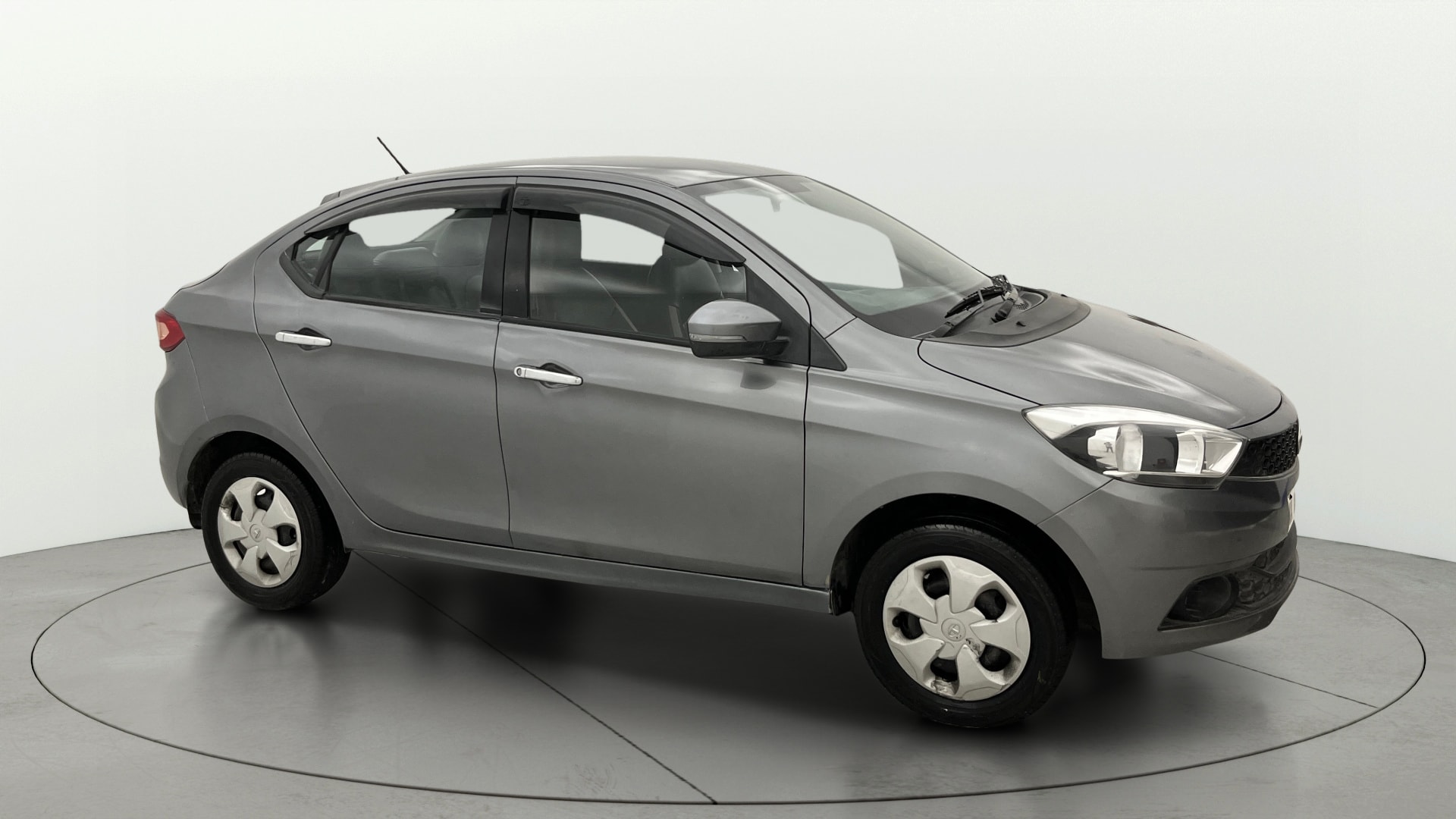 View 2018 Tata Tigor XT Petrol Image 21 Used 2018 Tata Tigor XT Petrol Image 21