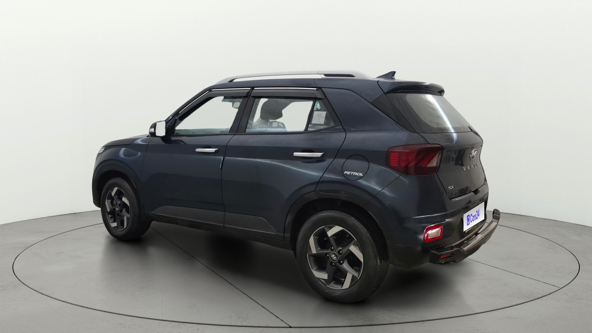 View 2019 Hyundai Venue SX Plus 1.0 Petrol AT Image 2 Used 2019 Hyundai Venue SX Plus 1.0 Petrol AT Image 2