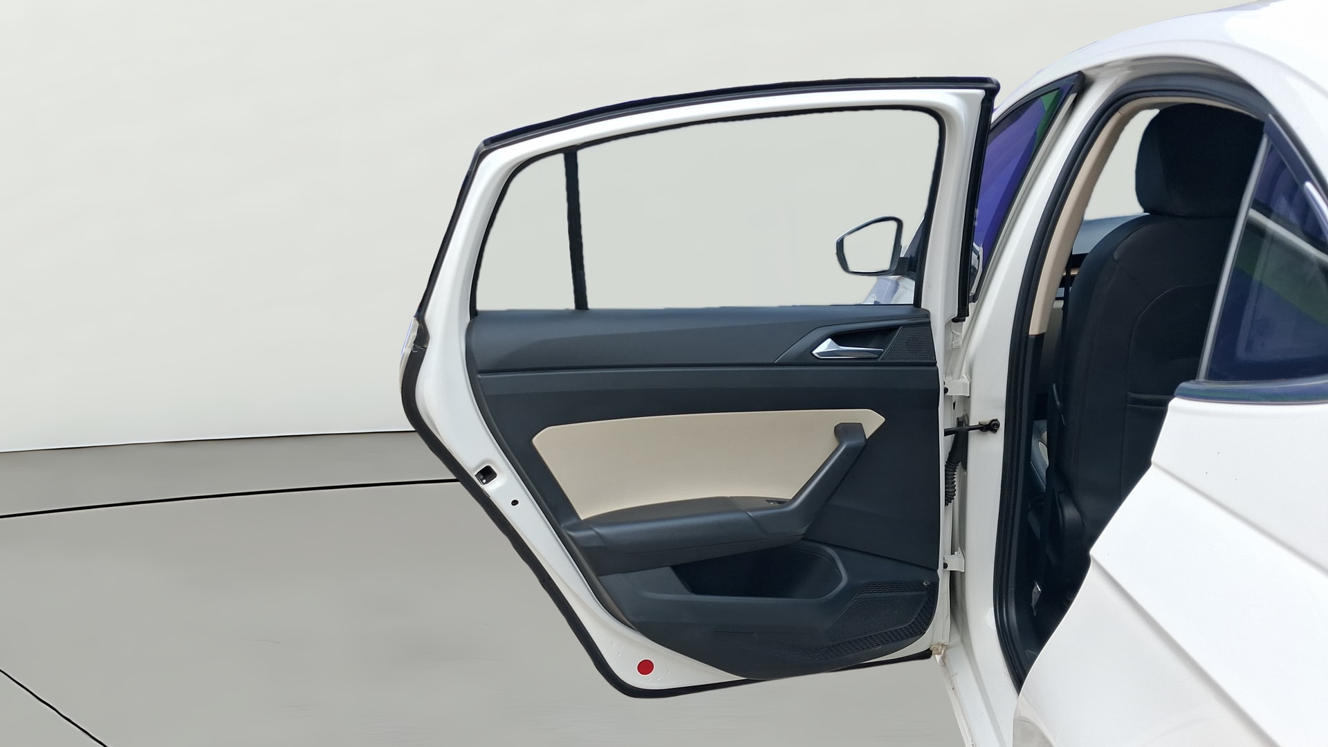 View 2023 Skoda Slavia Style 1.0 TSI AT Image 22 Used 2023 Skoda Slavia Style 1.0 TSI AT Image 22