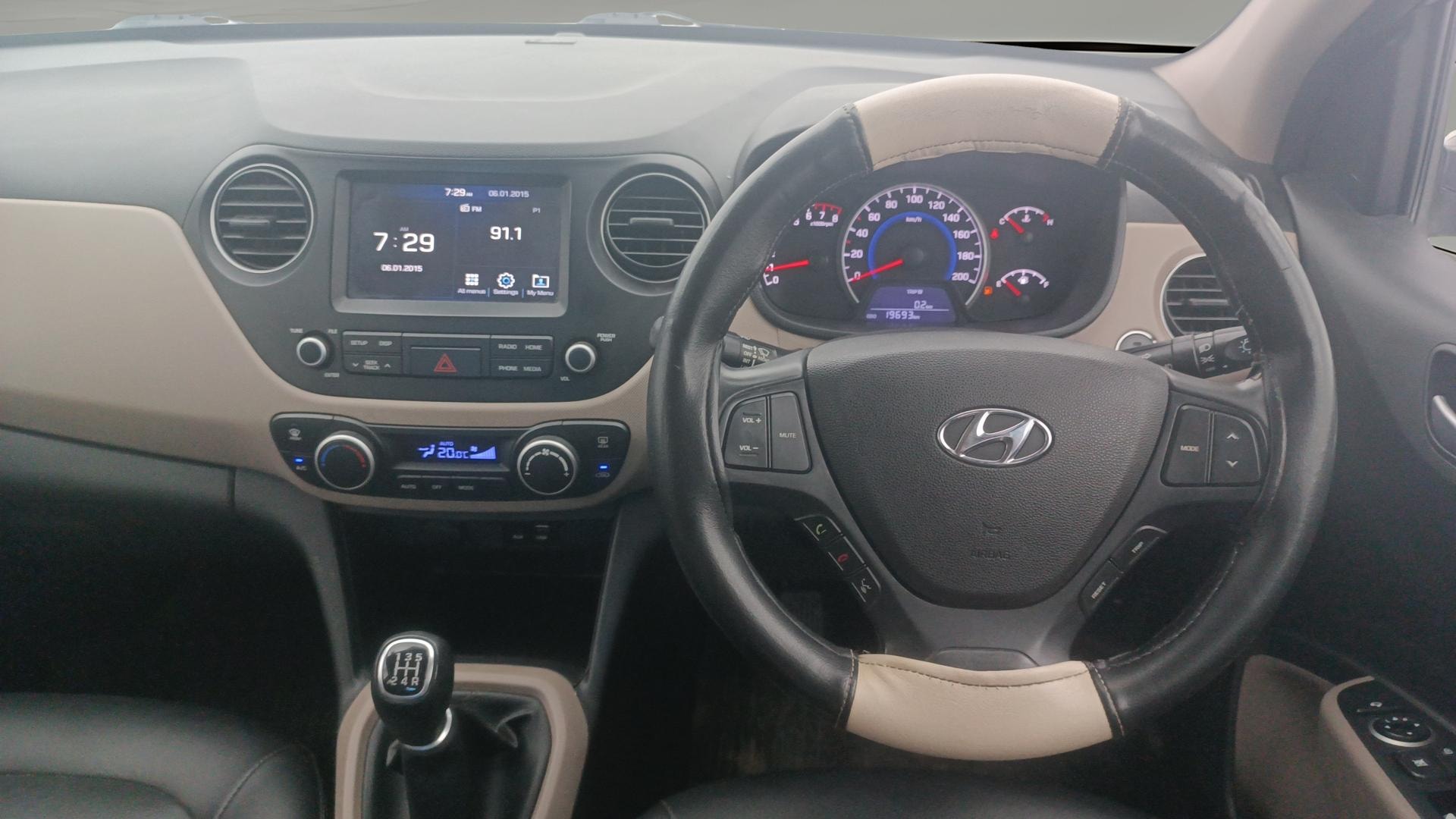 View 2019 Hyundai Grand i10 1.2 Asta Petrol Image 12 Used 2019 Hyundai Grand i10 1.2 Asta Petrol Image 12