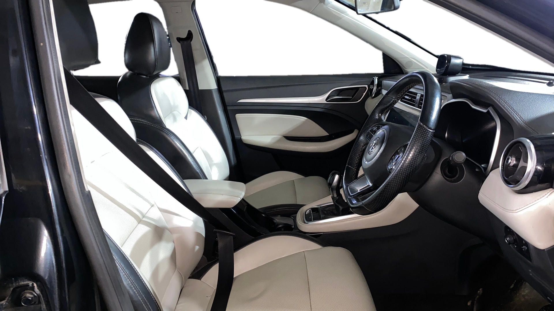 View 2022 MG Astor Sharp 1.5 CVT Image 27 Used 2022 MG Astor Sharp 1.5 CVT Image 27