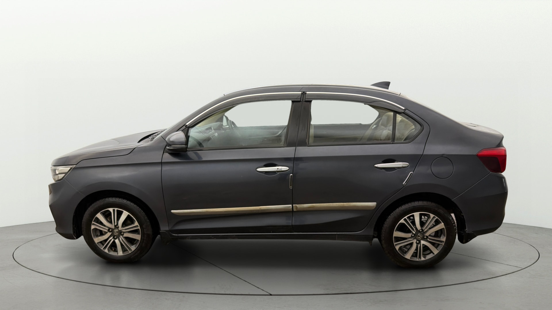 View 2022 Honda Amaze E MT Petrol BS IV Image 5 Used 2022 Honda Amaze E MT Petrol BS IV Image 5