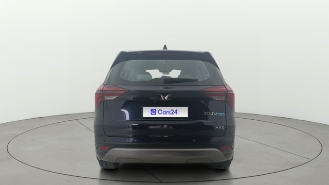 View Mahindra XUV700 Image 45 Used Mahindra XUV700 Image 45