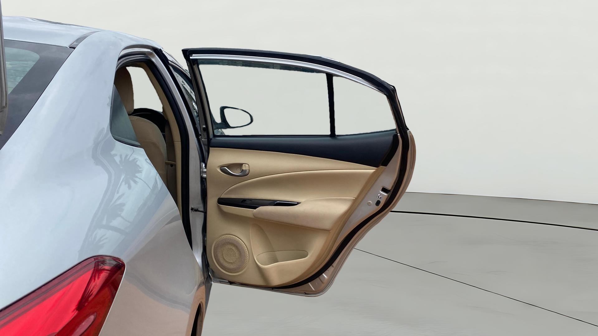 View 2019 Toyota Yaris V MT Image 8 Used 2019 Toyota Yaris V MT Image 8