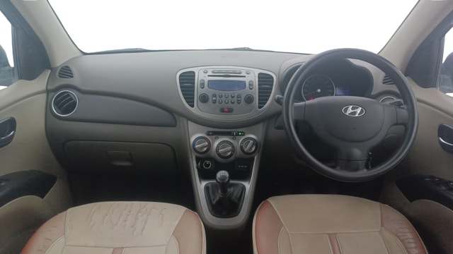 View Hyundai i10 Image 15 Used Hyundai i10 Image 15