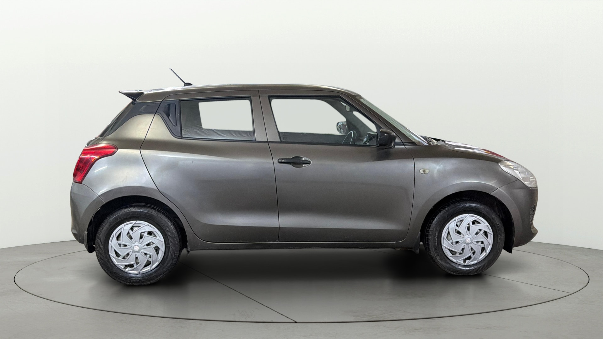 View 2022 Maruti Suzuki 1000 Base Variant Image 8 Used 2022 Maruti Suzuki 1000 Base Variant Image 8